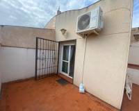 Alquiler a largo plazo - Chalet - Torrevieja - Los balcones