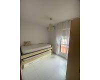 Alquiler a largo plazo - Chalet - Torrevieja - Los balcones