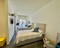 Alquiler a largo plazo - Chalet - Torrevieja - Los balcones