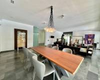 Alquiler a largo plazo - Chalet - Torrevieja - Los balcones