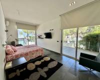 Alquiler a largo plazo - Chalet - Torrevieja - Los balcones