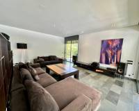 Alquiler a largo plazo - Chalet - Torrevieja - Los balcones