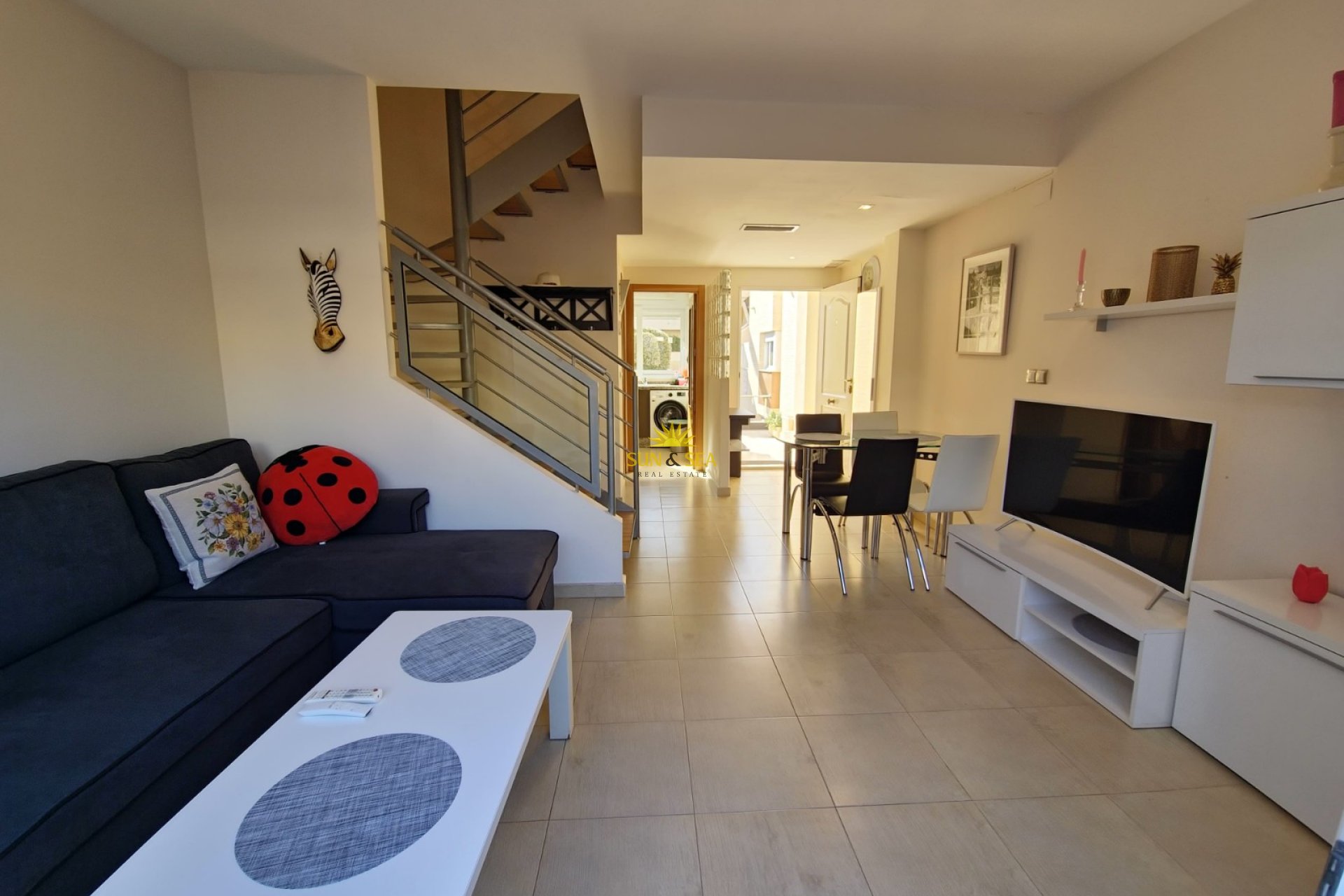 Alquiler a largo plazo - Chalet - Torrevieja - Los Frutales