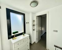 Alquiler a largo plazo - Chalet - Torrevieja - Punta prima