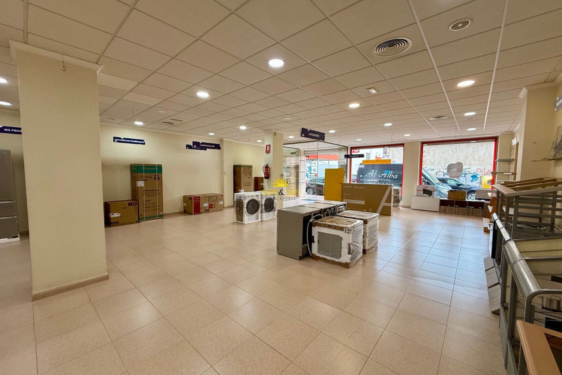 Alquiler a largo plazo - Comercial - Torrevieja - Centro