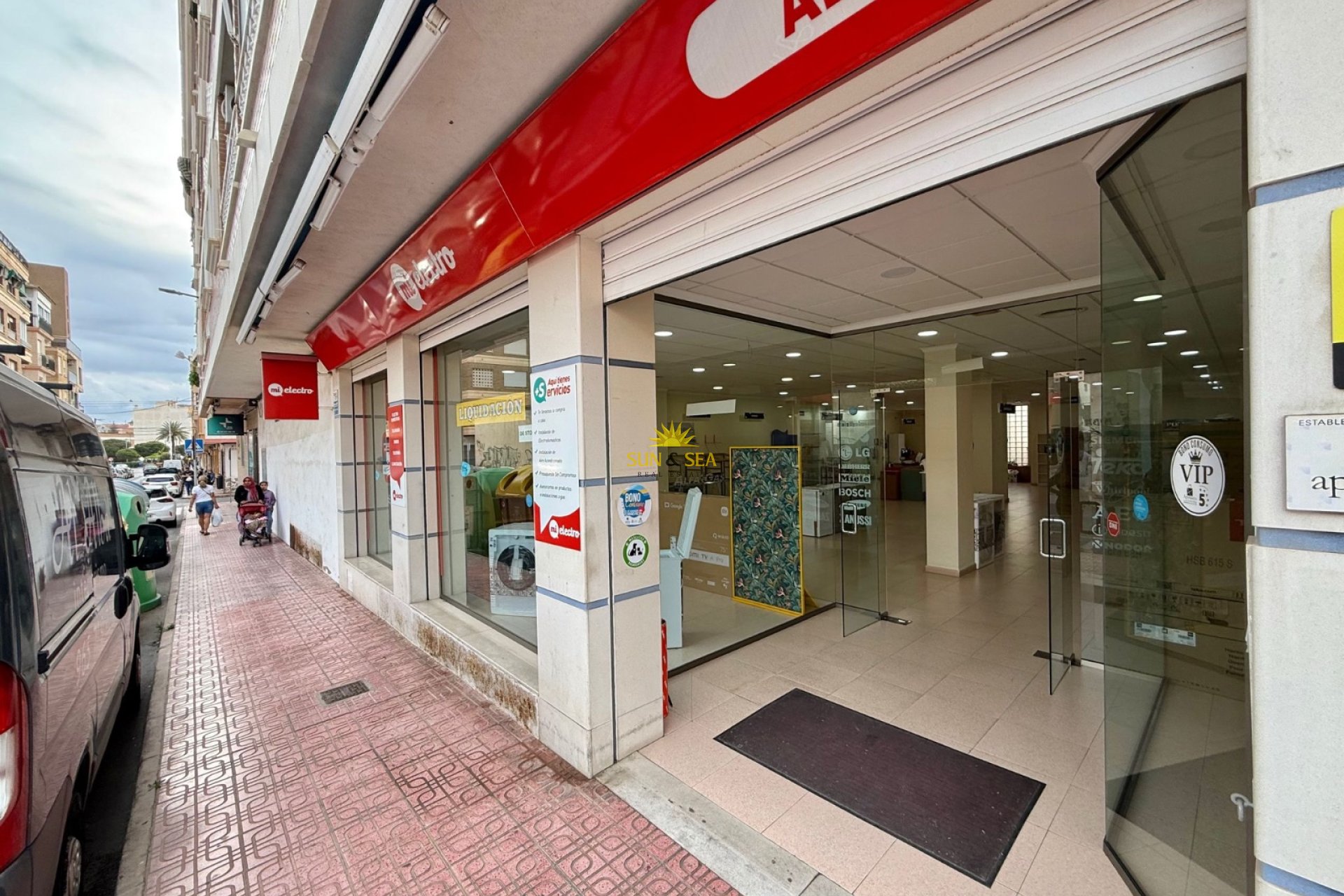 Alquiler a largo plazo - Comercial - Torrevieja - Centro