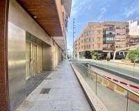 Alquiler a largo plazo - Comercial - Torrevieja - Centro