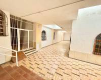 Alquiler a largo plazo - Comercial - Torrevieja - Curva del Palangre