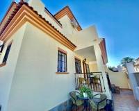 Alquiler a largo plazo - Duplex - Torrevieja - Aguas Nuevas