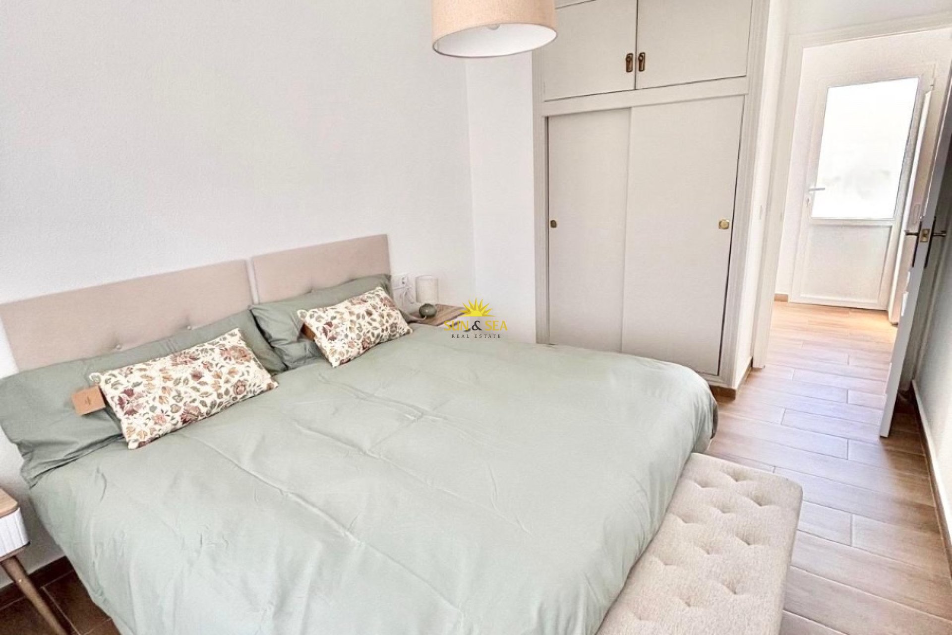 Alquiler a largo plazo - Duplex - Torrevieja - Playa Los Naufragos