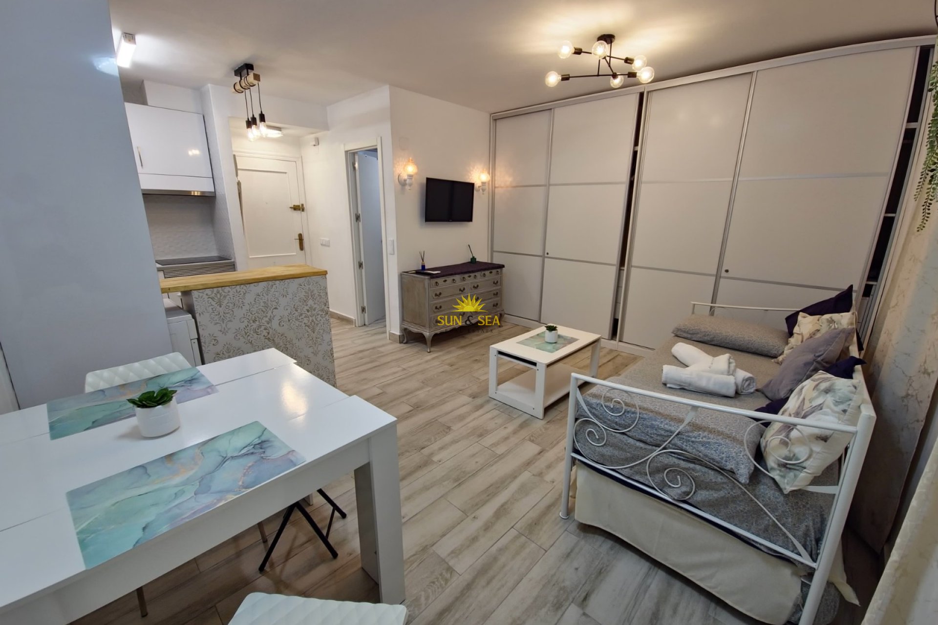 Alquiler a largo plazo - Estudio - Torrevieja - Acequion