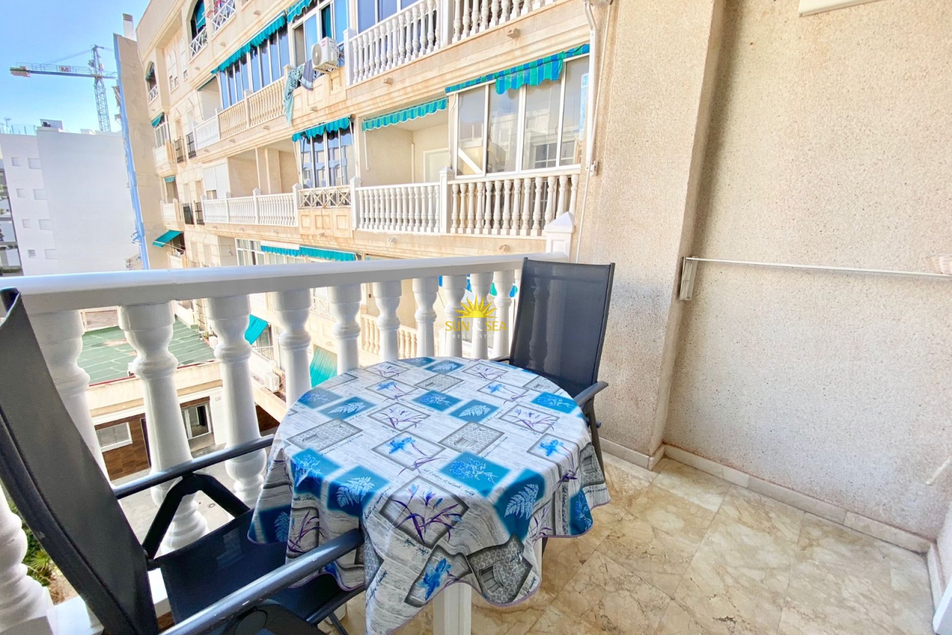 Alquiler a largo plazo - Estudio - Torrevieja - Playa de los Locos