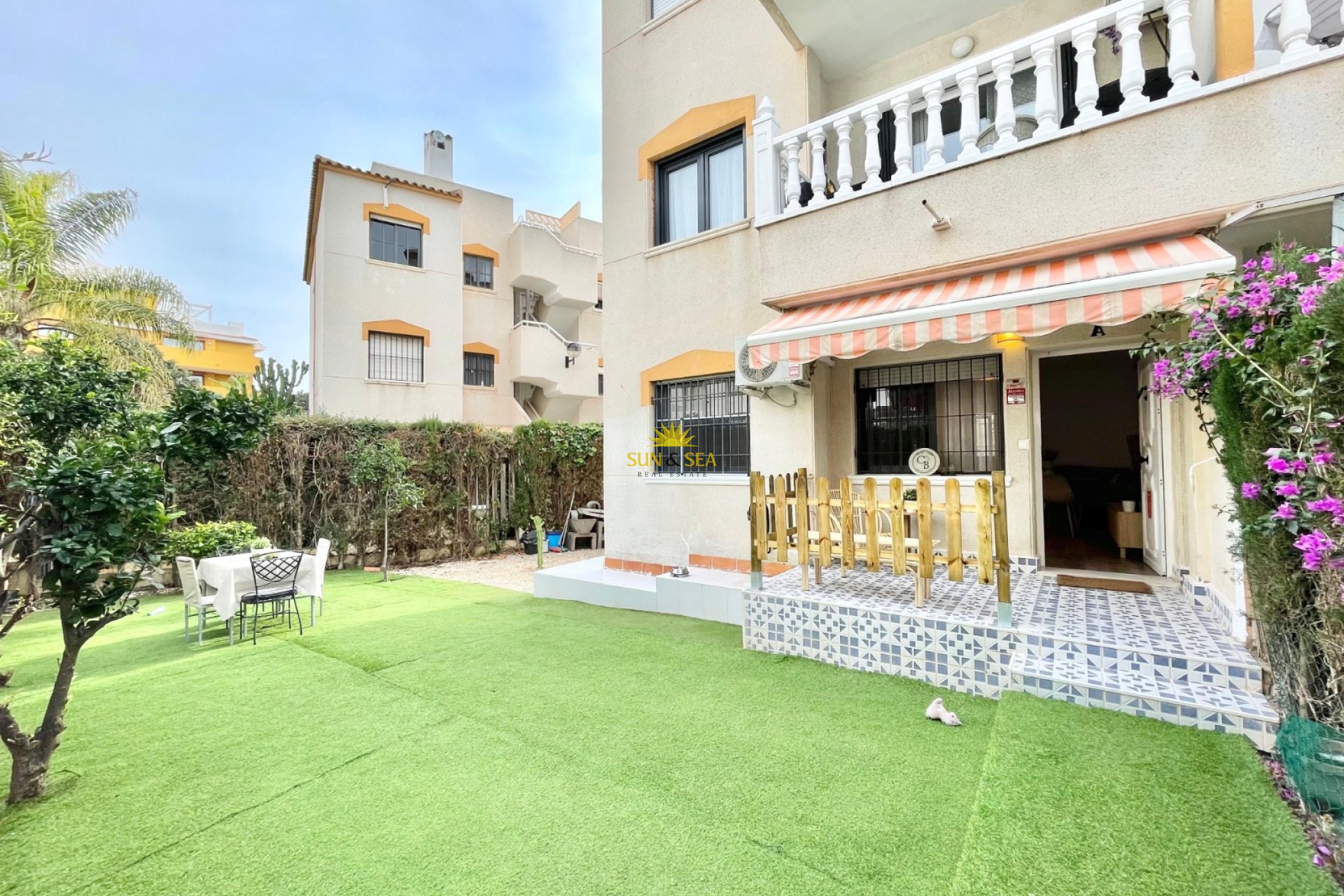 Alquiler a largo plazo - Ground Floor - Torrevieja - Punta prima