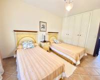 Alquiler a largo plazo - Villa / Semi separado - Cabo Roig