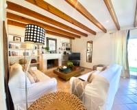 Alquiler a largo plazo - Villa / Semi separado - Cabo Roig