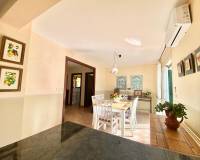 Alquiler a largo plazo - Villa / Semi separado - Cabo Roig