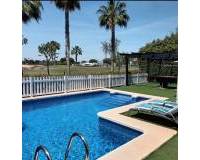 Alquiler a largo plazo - Villa / Semi separado - San Javier - Roda Golf