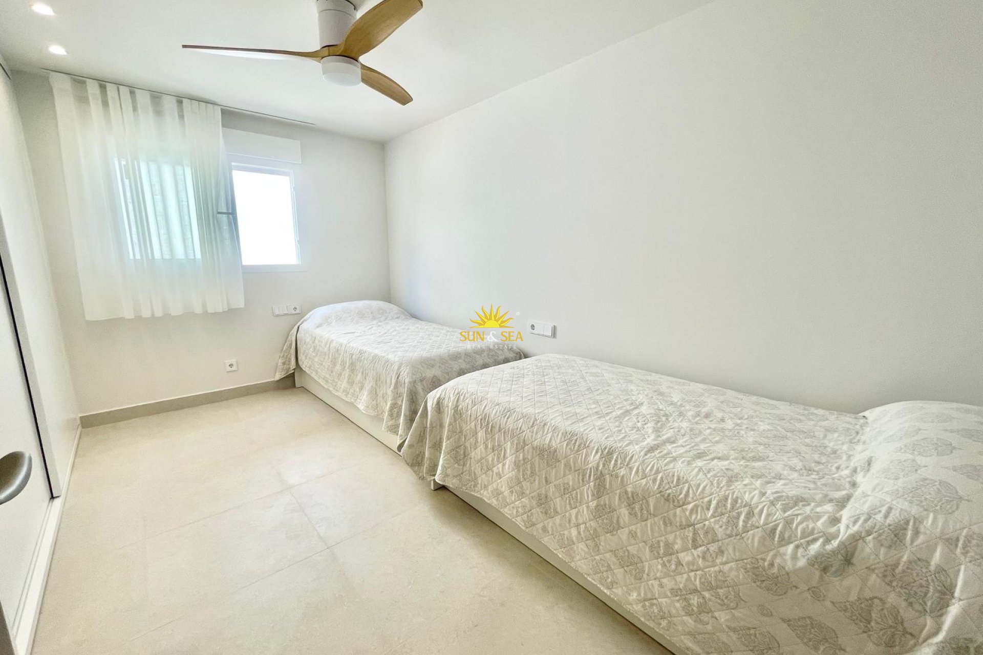 Alquiler de invierno - Chalet adosado - Orihuela Costa - Campoamor