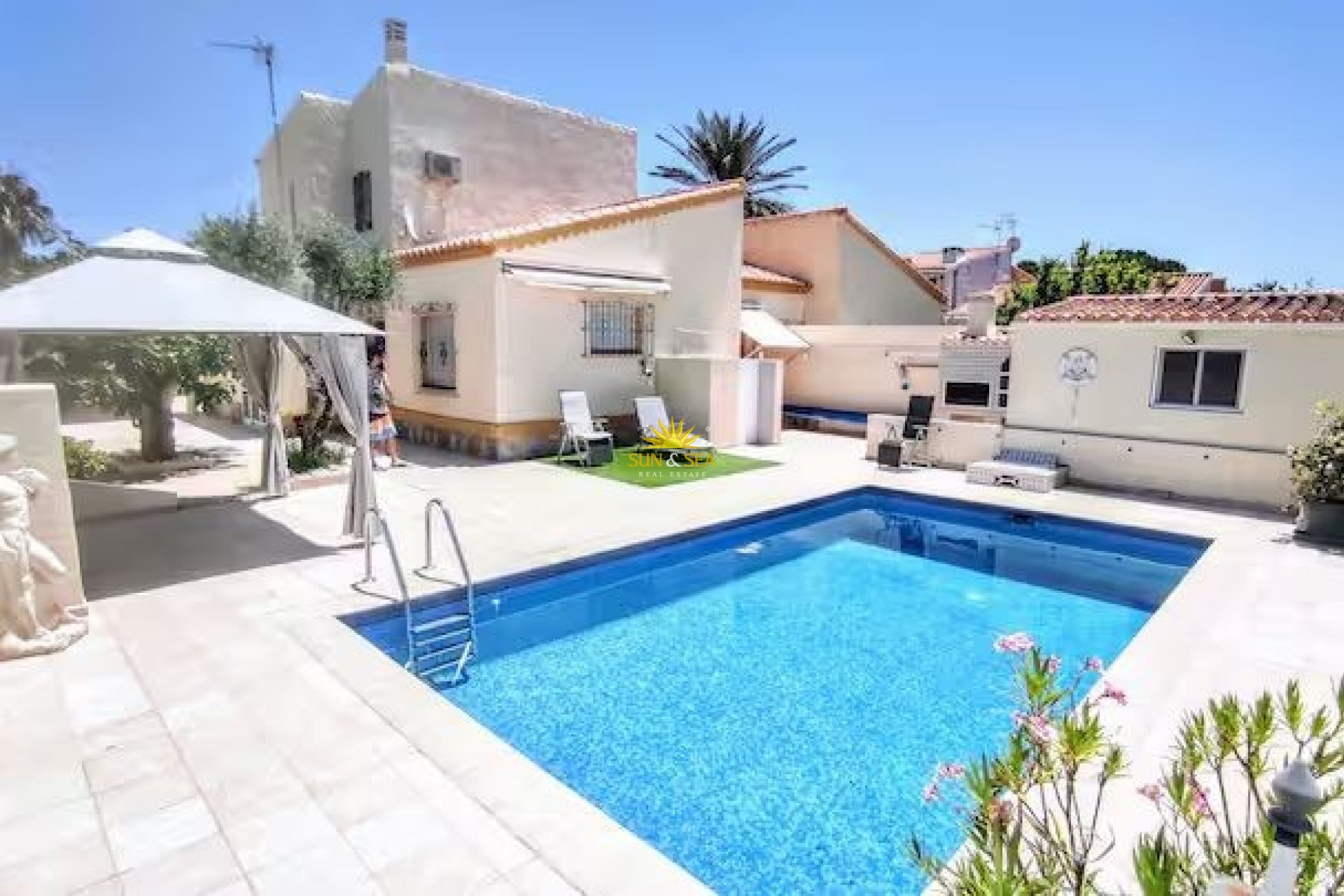 Alquiler de invierno - Villa Independiente - Torrevieja - Parque de las Naciones