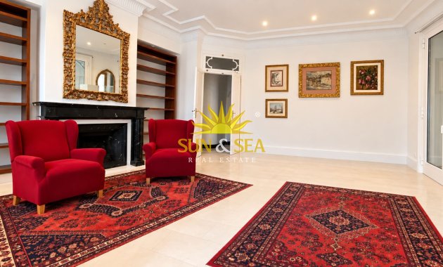 Apartamento - Alquiler a largo plazo - Alicante (Alacant) - Alicante (Alacant)