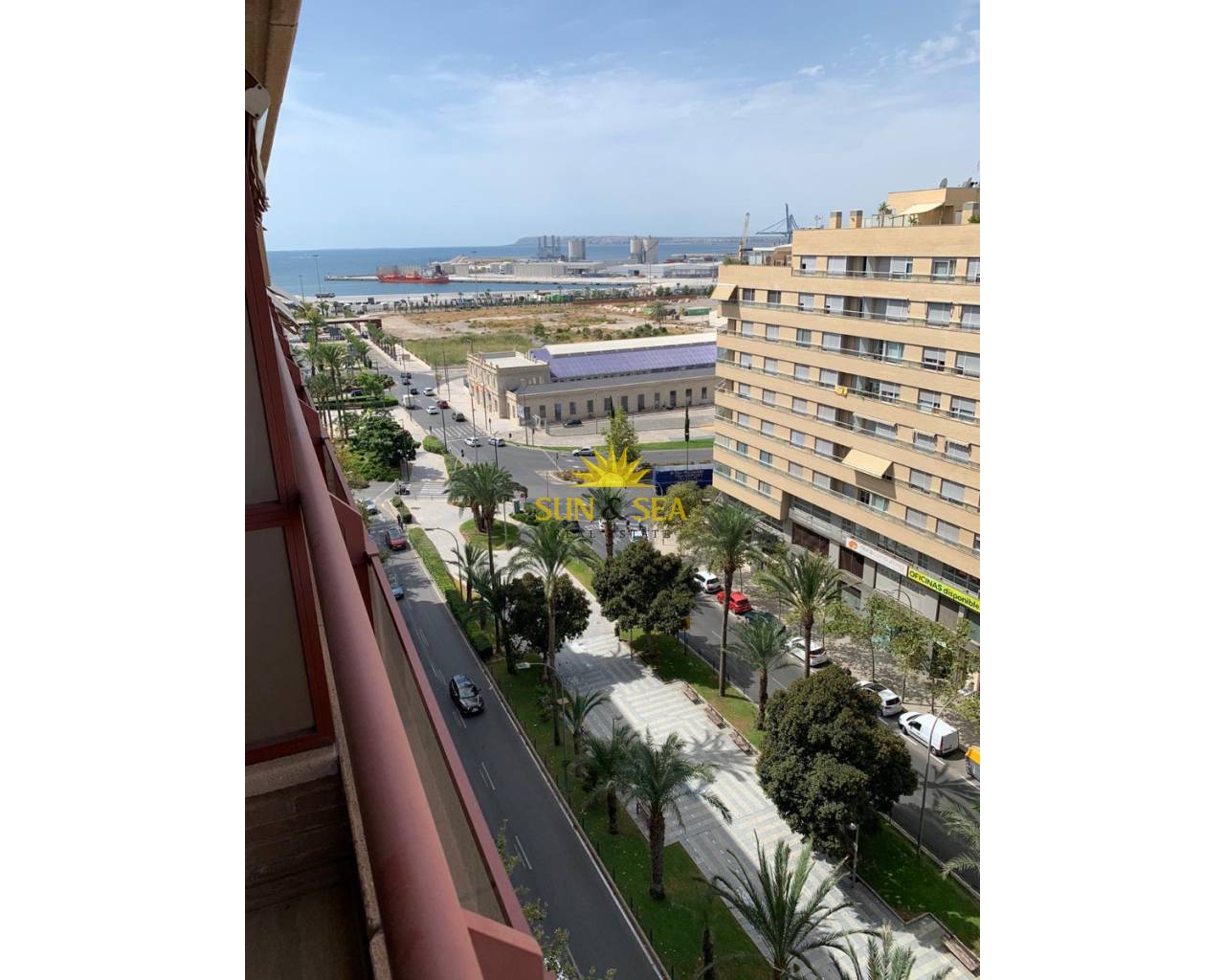 Apartamento - Alquiler a largo plazo - Alicante - Benalua