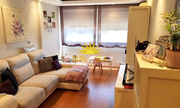 Apartamento - Alquiler a largo plazo - Alicante - Garbinet