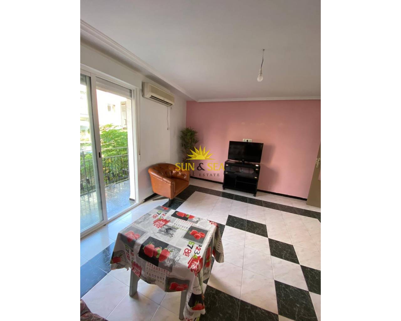 Apartamento - Alquiler a largo plazo - Alicante - Playa San Juan