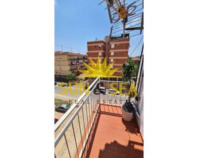 Apartamento - Alquiler a largo plazo - Alicante - RENT-2361MG