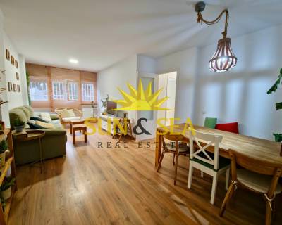 Apartamento - Alquiler a largo plazo - Alicante - RENT-987A