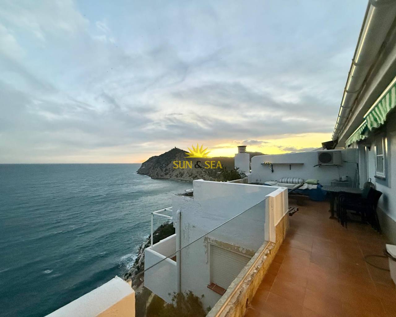 Apartamento - Alquiler a largo plazo - Benidorm - Benidorm