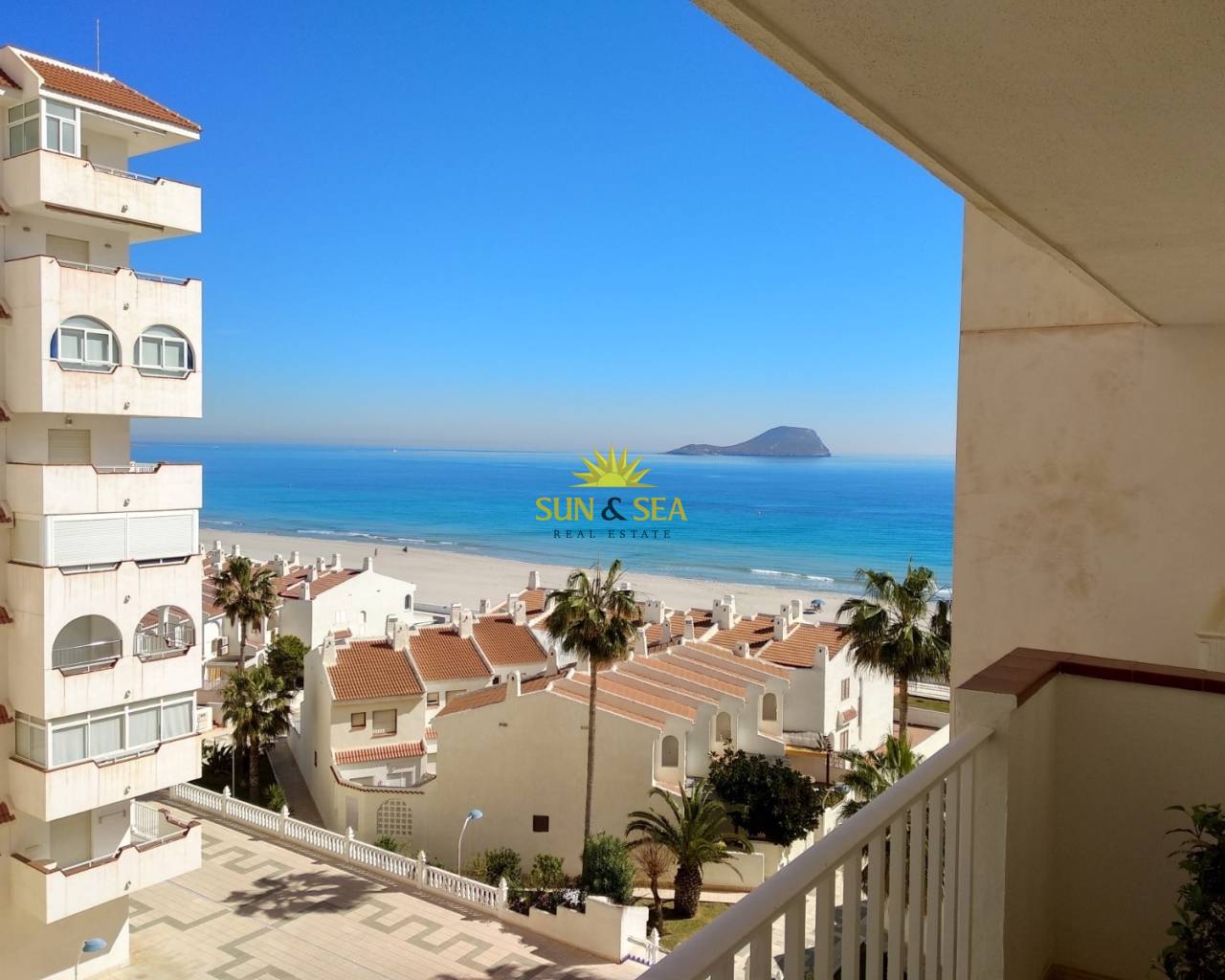 Apartamento - Alquiler a largo plazo - Cartagena - La Manga Del Mar Menor