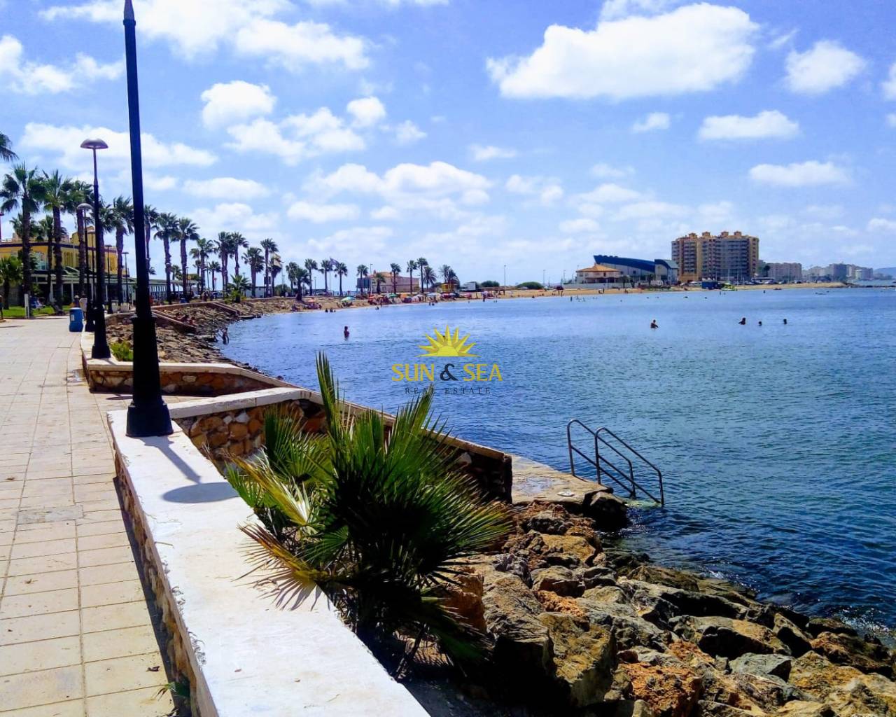 Apartamento - Alquiler a largo plazo - Cartagena - La Manga Del Mar Menor