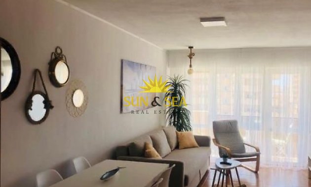 Apartamento - Alquiler a largo plazo - Cartagena - La Manga Del Mar Menor
