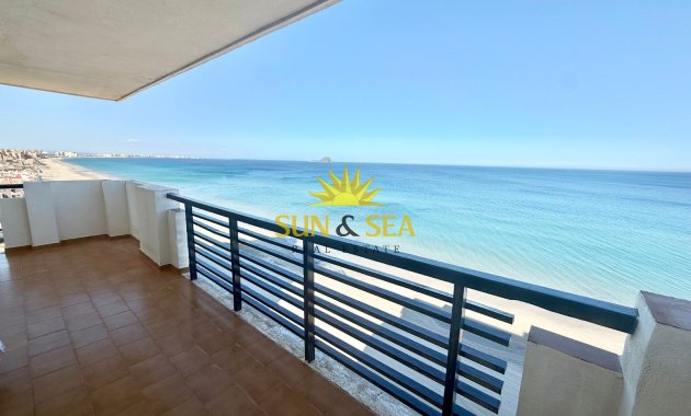 Apartamento - Alquiler a largo plazo - Cartagena - La Manga Del Mar Menor