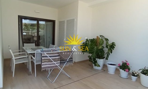 Apartamento - Alquiler a largo plazo - Finestrat - Finestrat