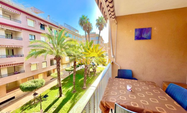 Apartamento - Alquiler a largo plazo - Guardamar del Segura - Guardamar Playa