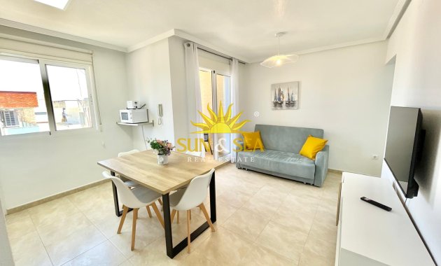 Apartamento - Alquiler a largo plazo - Los Alcázares - RENT-4507LU