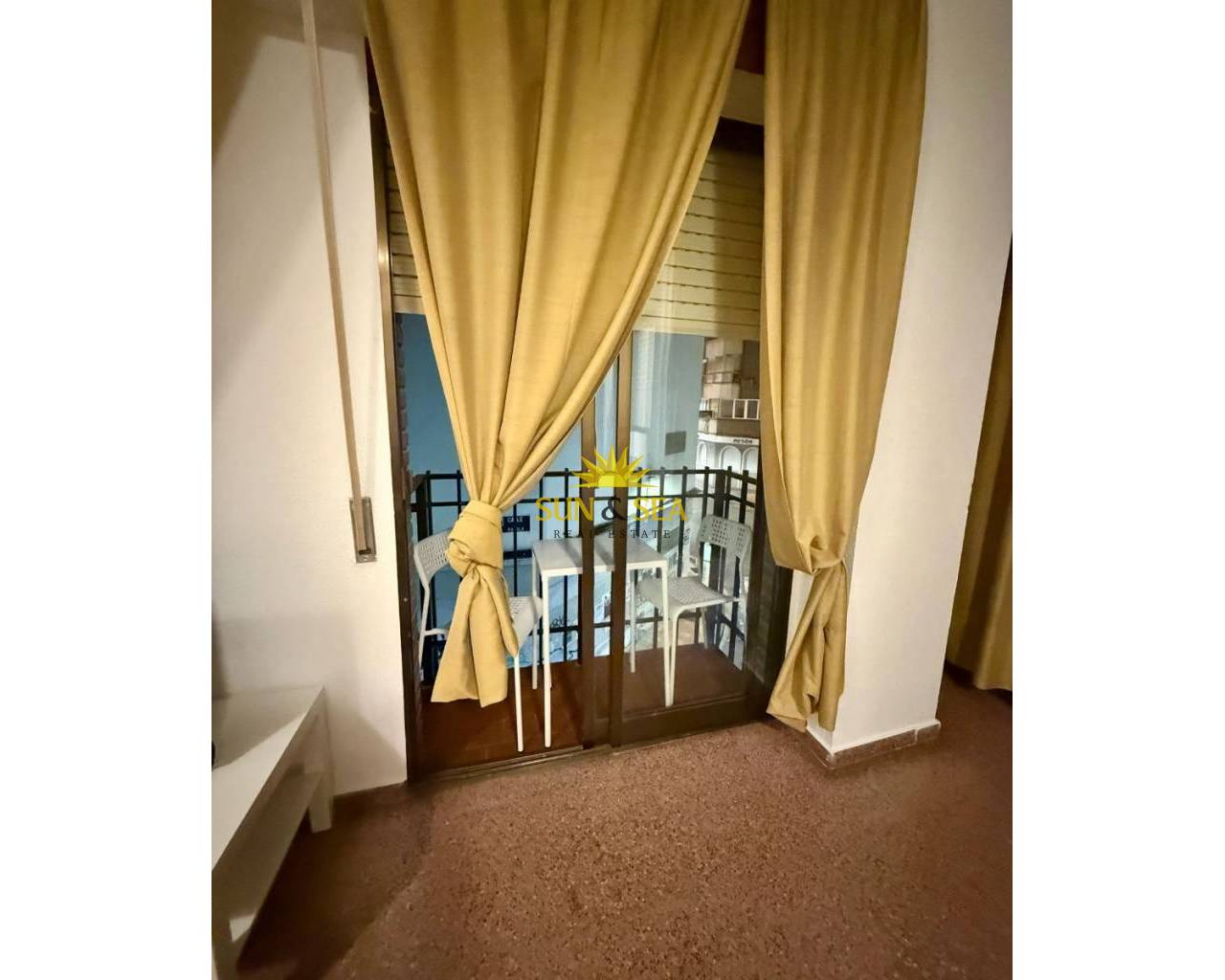 Apartamento - Alquiler a largo plazo - Murcia - Murcia