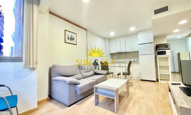 Apartamento - Alquiler a largo plazo - Murcia - Murcia
