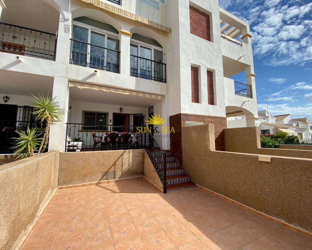 Apartamento - Alquiler a largo plazo - Orihuela Costa - La Florida