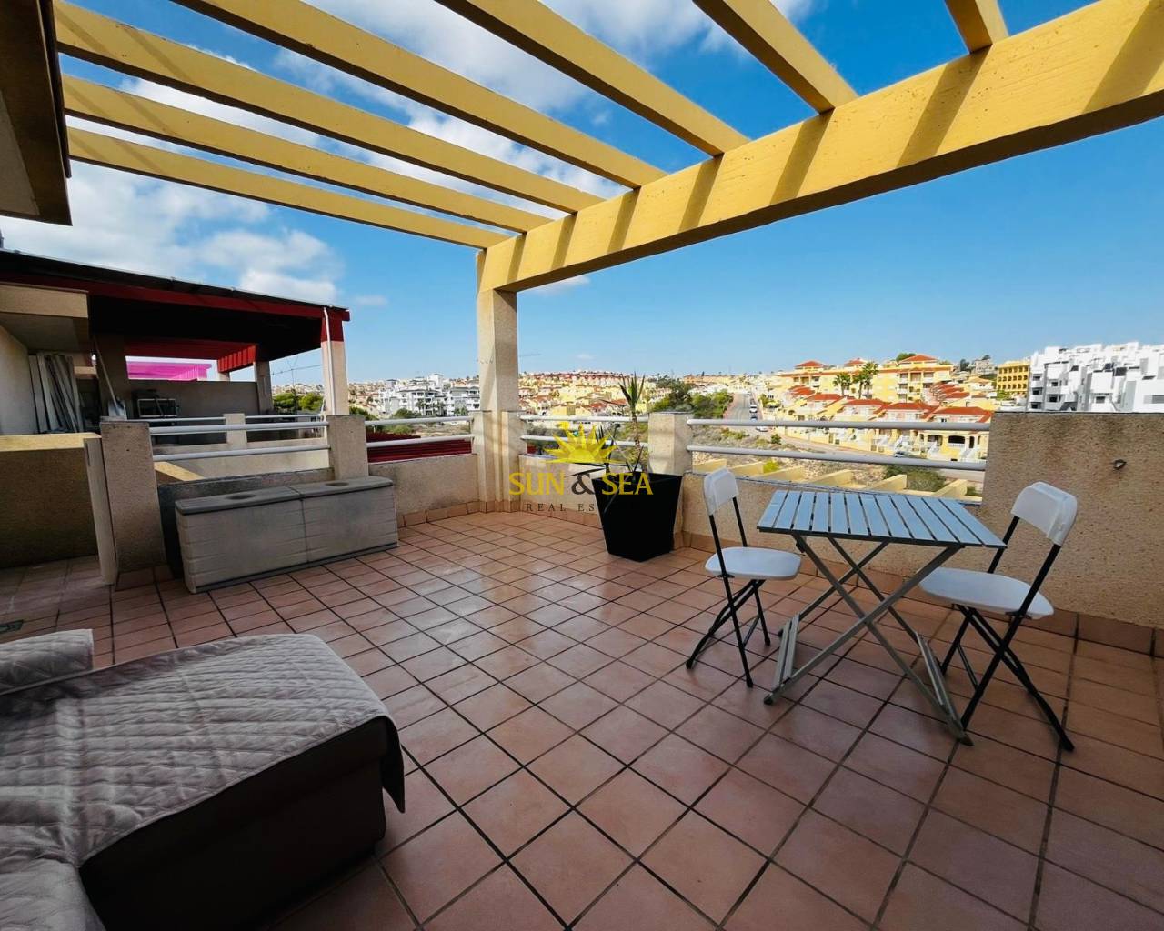 Apartamento - Alquiler a largo plazo - Orihuela Costa - Orihuela Costa