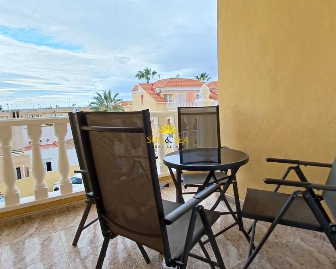 Apartamento - Alquiler a largo plazo - Orihuela Costa - Orihuela Costa