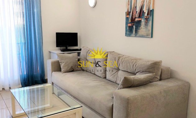 Apartamento - Alquiler a largo plazo - Orihuela Costa - Orihuela Costa