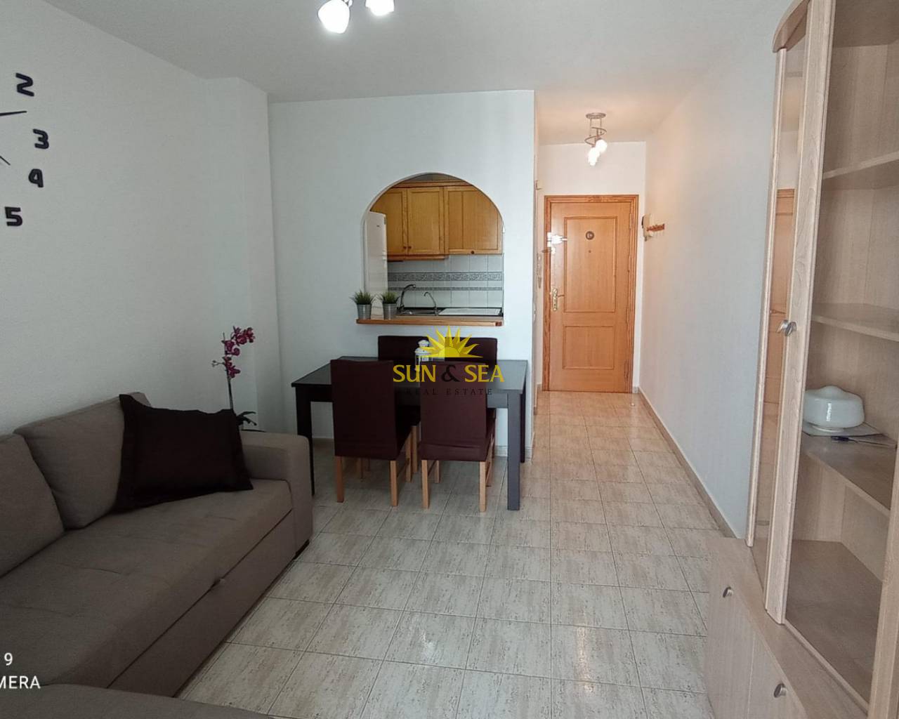 Apartamento - Alquiler a largo plazo - Torrevieja - Acequion