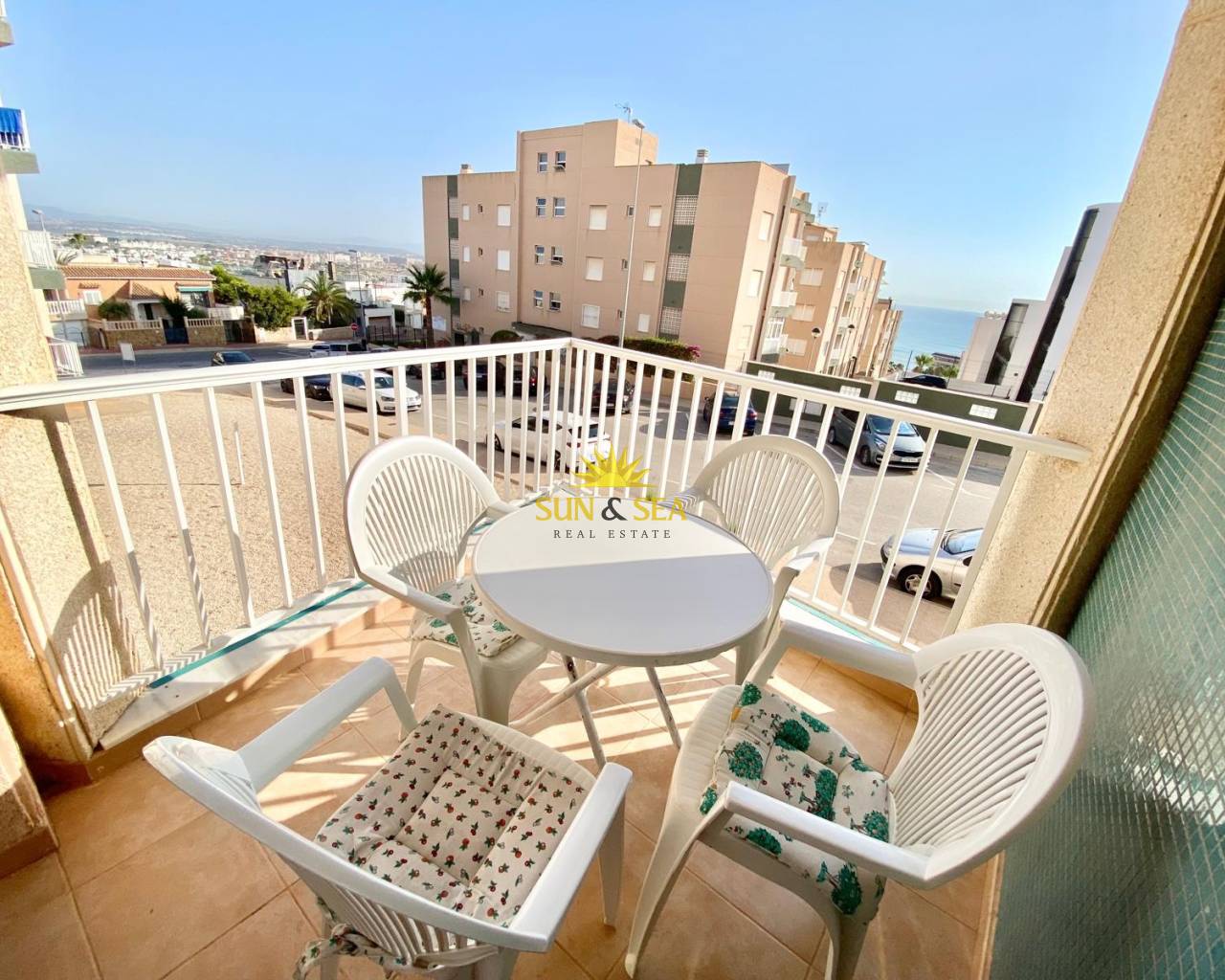 Apartamento - Alquiler a largo plazo - Torrevieja - Cabo cervera