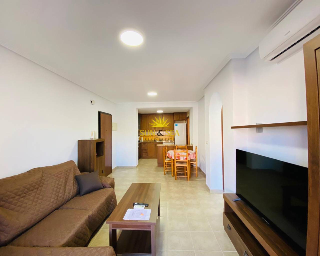 Apartamento - Alquiler a largo plazo - Torrevieja - Los Frutales