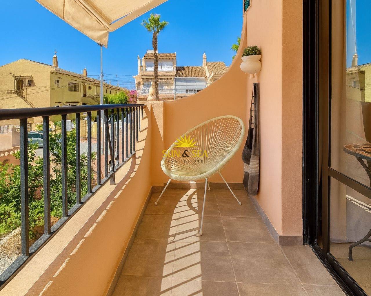 Apartamento - Alquiler a largo plazo - Torrevieja - Los Frutales