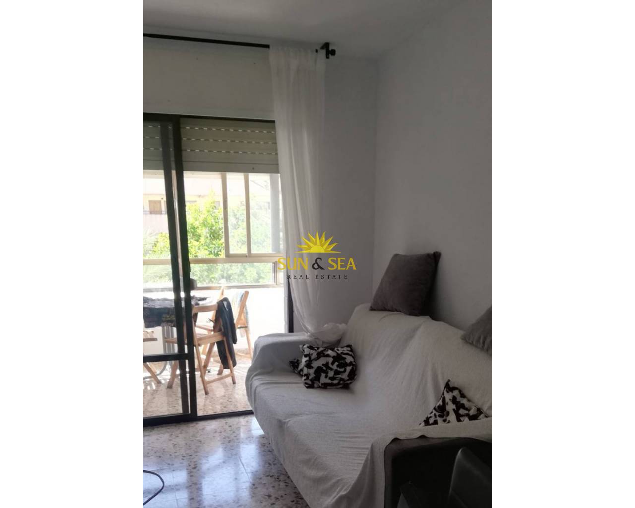 Apartamento - Alquiler a largo plazo - Torrevieja - Nueva Torrevieja - Aguas Nuevas