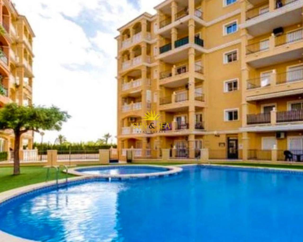 Apartamento - Alquiler a largo plazo - Torrevieja - Nueva Torrevieja - Aguas Nuevas