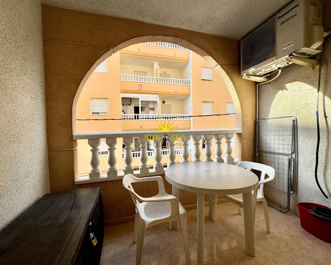 Apartamento - Alquiler a largo plazo - Torrevieja - Parque las naciones